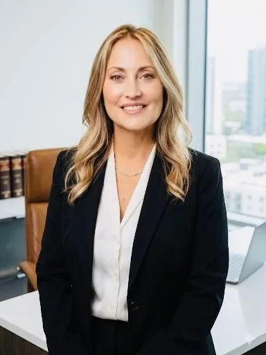 Stacie Walker of Ally Mobile Notary and Apostille Services in Orlando Florida